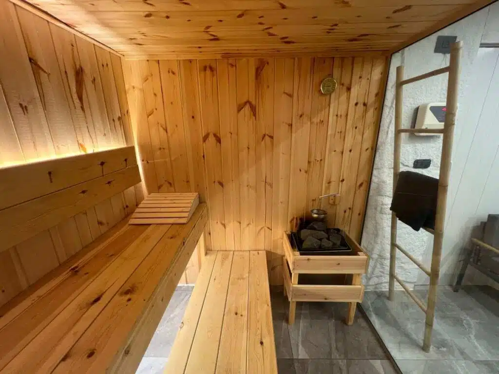 סאונה יבשה בספא